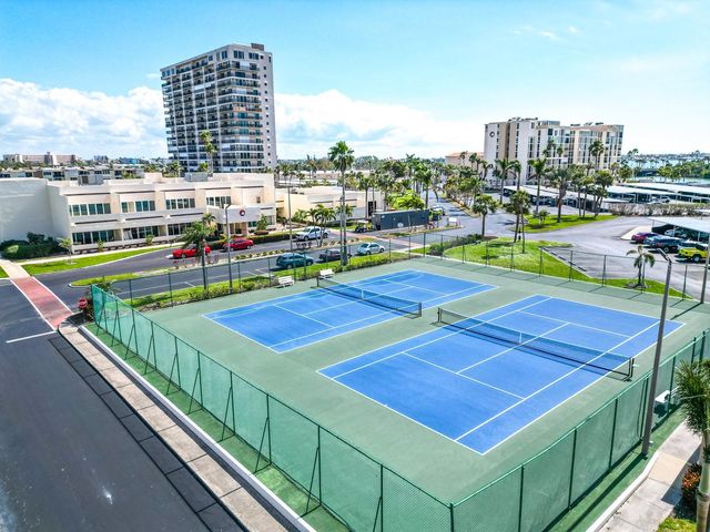 7910 SUN ISLAND DRIVE S 105, South Pasadena, FL 33707