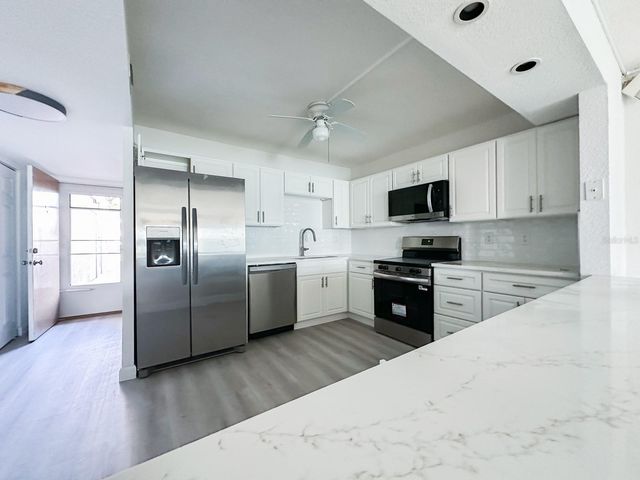 7910 SUN ISLAND DRIVE S 105, South Pasadena, FL 33707