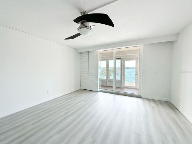 7910 SUN ISLAND DRIVE S 105, South Pasadena, FL 33707