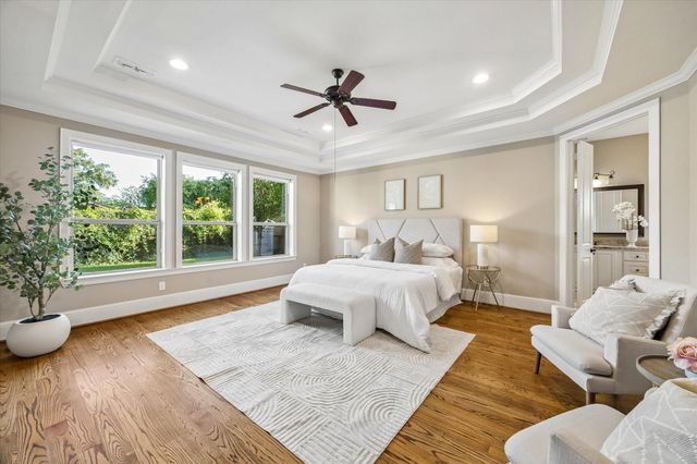 1333 Chantilly Lane, Houston, TX 77018