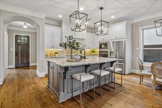 1333 Chantilly Lane, Houston, TX 77018