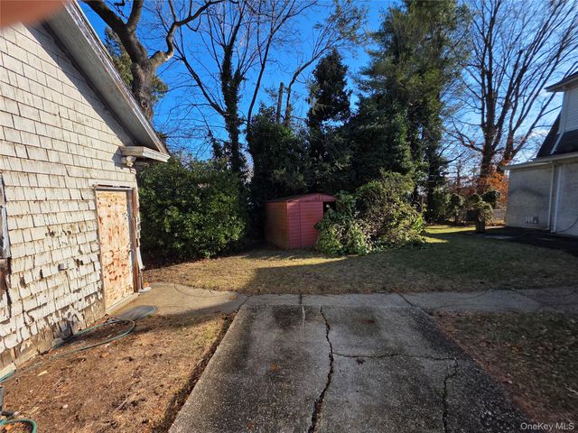 339 Tulip Avenue, Floral Park, NY 11001