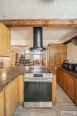 216 Jefferson Street, Blackfoot, ID 83221