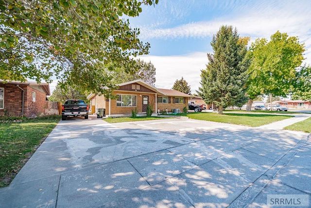 216 Jefferson Street, Blackfoot, ID 83221