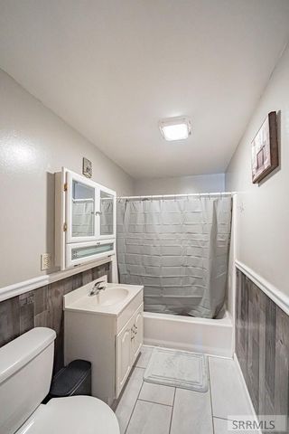 216 Jefferson Street, Blackfoot, ID 83221