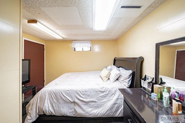 216 Jefferson Street, Blackfoot, ID 83221