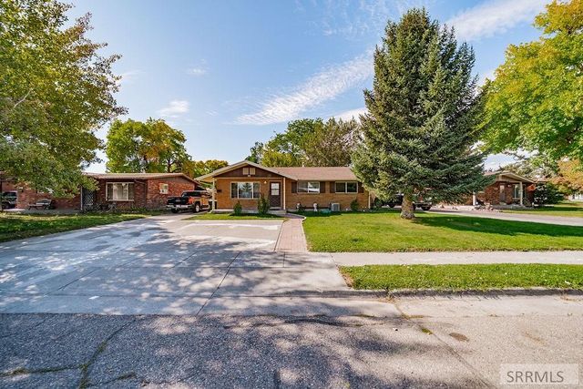 216 Jefferson Street, Blackfoot, ID 83221