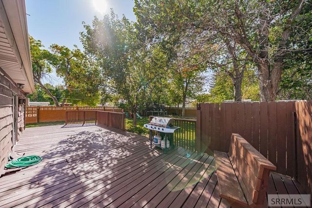 216 Jefferson Street, Blackfoot, ID 83221