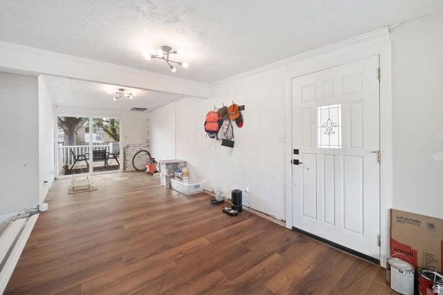 10368 S CROCUS ST, Sandy, UT 84094
