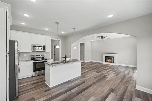 318 Blue Spruce Drive, Frankfort, KY 40601
