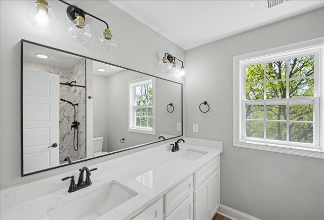 318 Blue Spruce Drive, Frankfort, KY 40601
