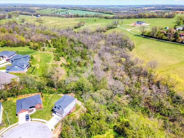 318 Blue Spruce Drive, Frankfort, KY 40601