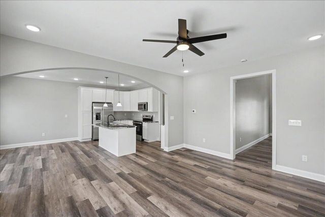 318 Blue Spruce Drive, Frankfort, KY 40601