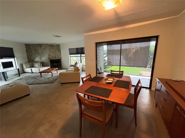 4223 E RIVERHILLS DRIVE, Tampa, FL 33617