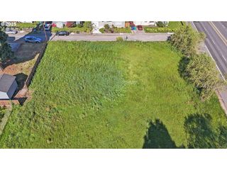 Ne LOMBARD St, Portland, OR 97218