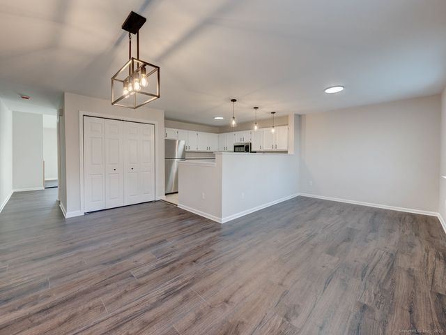 136 Pembroke Road 9-78, Danbury, CT 06811