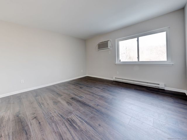 136 Pembroke Road 9-78, Danbury, CT 06811