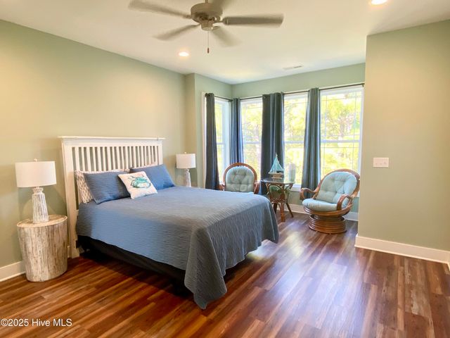 128 Westbay Circle, Harkers Island, NC 28531