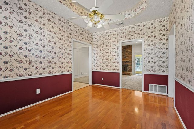 1534 Gunnison Trail, Lewisville, TX 75077