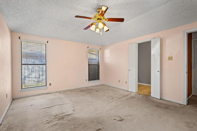 1534 Gunnison Trail, Lewisville, TX 75077