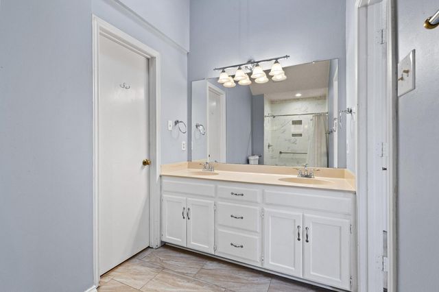 1534 Gunnison Trail, Lewisville, TX 75077