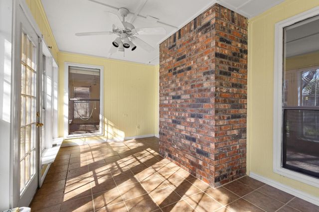 1534 Gunnison Trail, Lewisville, TX 75077