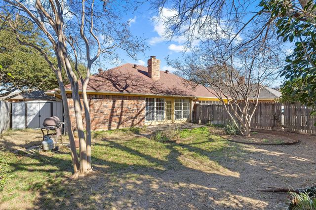 1534 Gunnison Trail, Lewisville, TX 75077