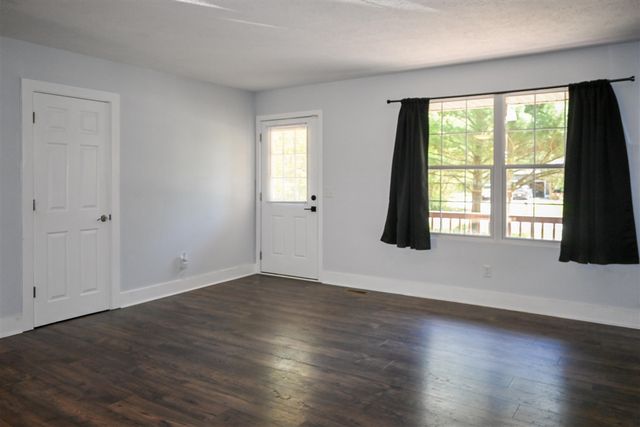 2908 Genesee Avenue, Muskegon, MI 49442