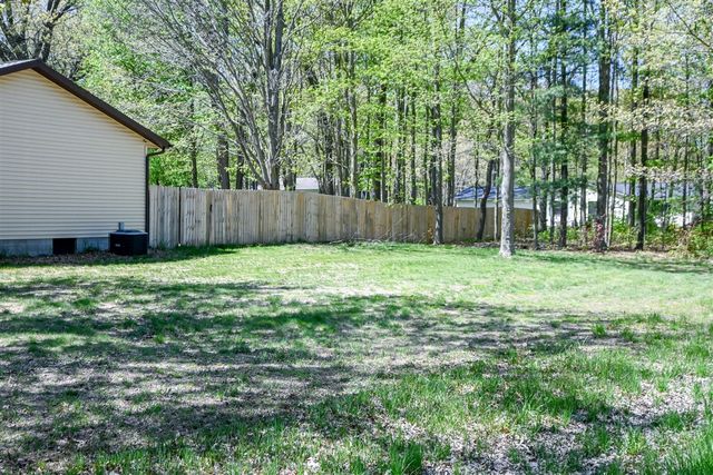 2908 Genesee Avenue, Muskegon, MI 49442