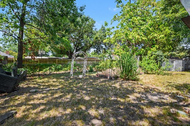 1932 Pilgrim Drive, Irving, TX 75061