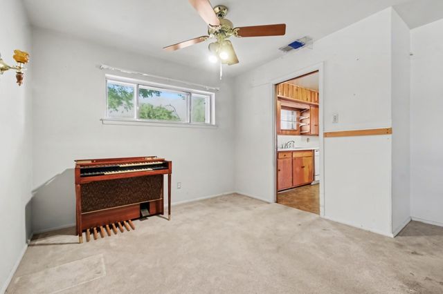 1932 Pilgrim Drive, Irving, TX 75061