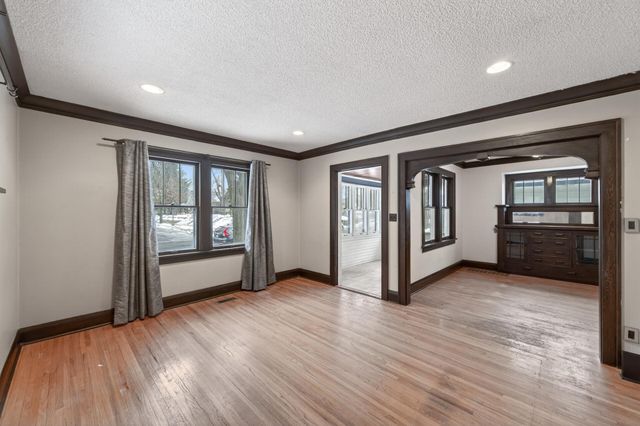 271 Pascal Street S, Saint Paul, MN 55105