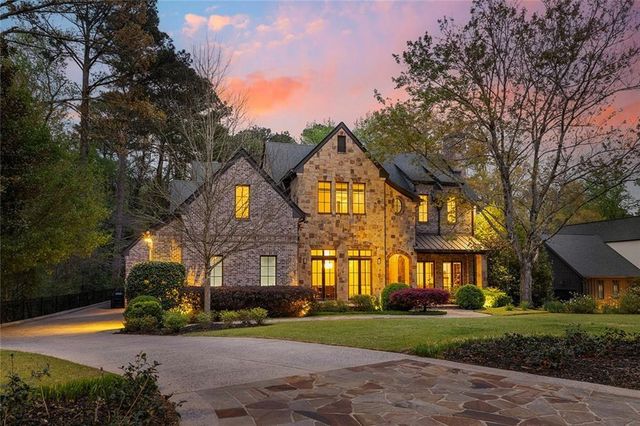 4915 Northway Drive NE, Sandy Springs, GA 30342
