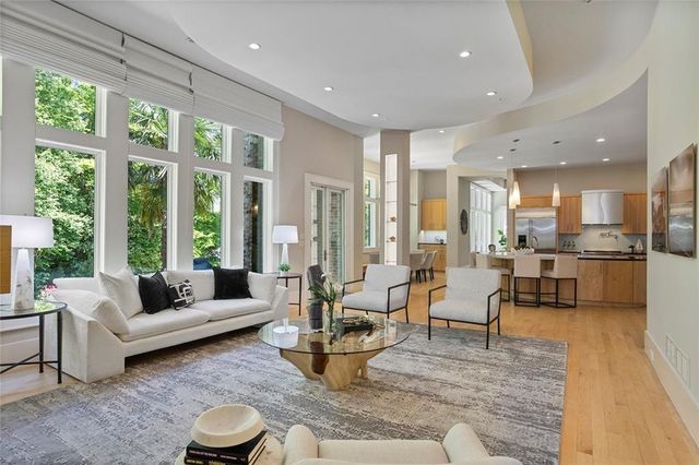 4915 Northway Drive NE, Sandy Springs, GA 30342