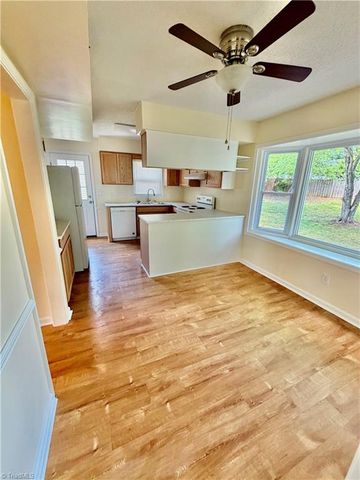 736 Huntington Court, Burlington, NC 27215