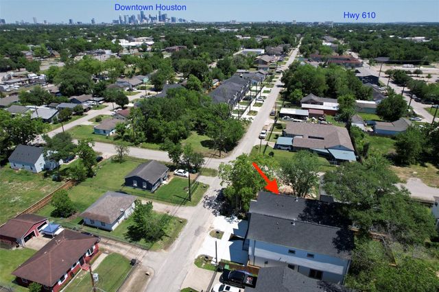 6809 Paris Street, Houston, TX 77021