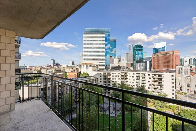 1225 Lasalle Avenue 1307, Minneapolis, MN 55403