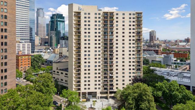 1225 Lasalle Avenue 1307, Minneapolis, MN 55403