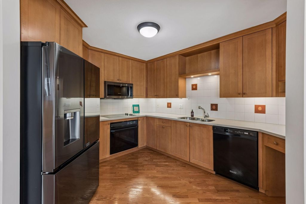 1225 Lasalle Avenue 1307, Minneapolis, MN 55403