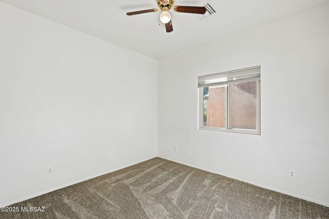 37 E Calle Trona, Green Valley, AZ 85614