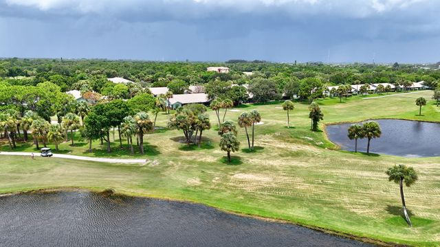 4062 Garden Villas Court, Fort Pierce, FL 34982