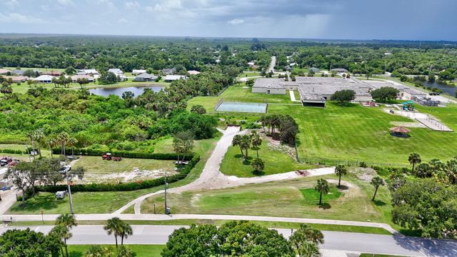 4062 Garden Villas Court, Fort Pierce, FL 34982