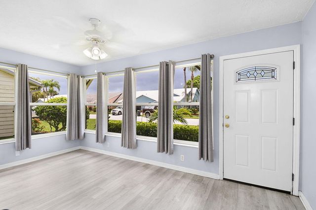 4062 Garden Villas Court, Fort Pierce, FL 34982