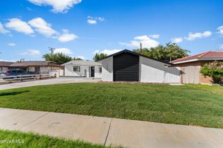 1735 W Jenner Street, Lancaster, CA 93534