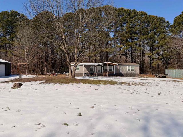 1305 Jones Island Road, Georgetown, AR 72143