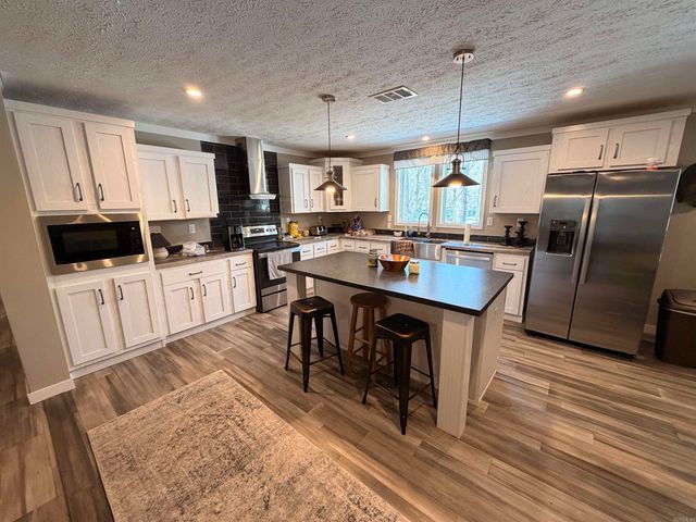 1305 Jones Island Road, Georgetown, AR 72143