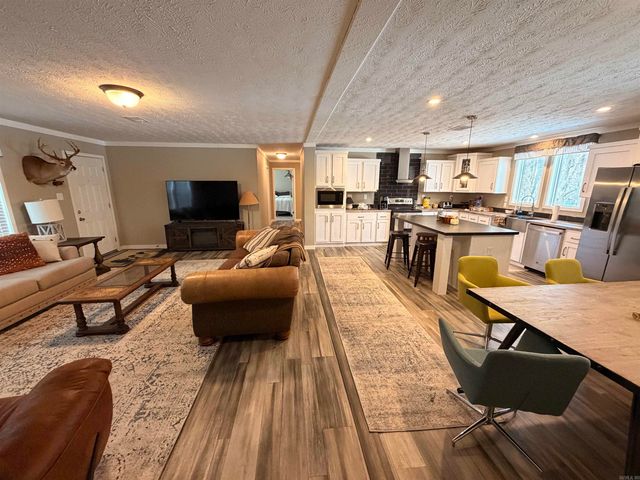 1305 Jones Island Road, Georgetown, AR 72143