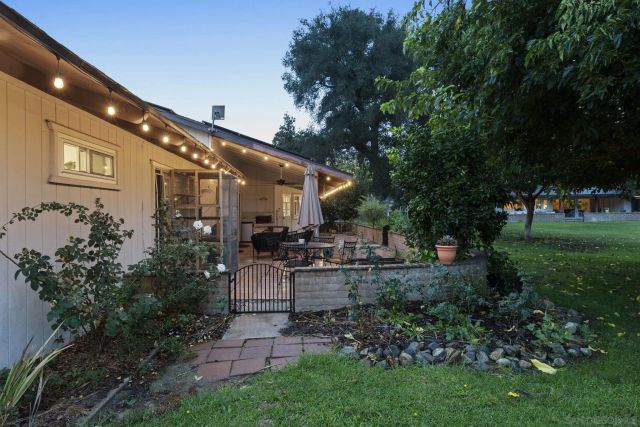 15439 Still Brook Ln, Pauma Valley, CA 92061