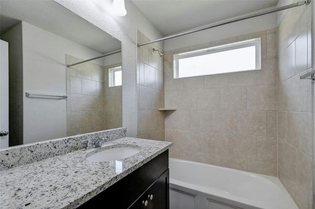 2060 Meadow Pipit DR, New Braunfels, TX 78130