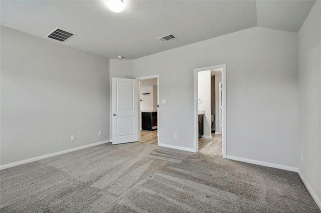 2060 Meadow Pipit DR, New Braunfels, TX 78130